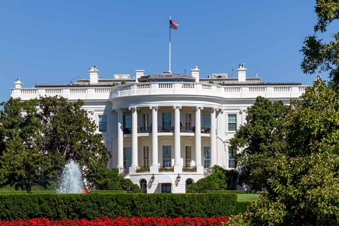 1811895334 featured image White House with fountain and garden in foreground