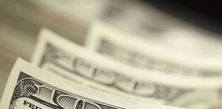 Close up of hundred-dollar bills