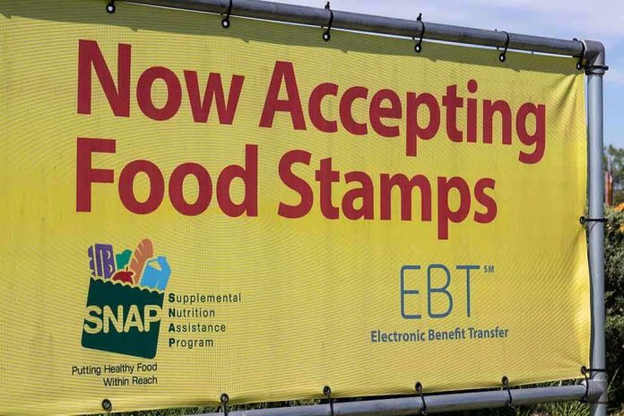 1728392614 Yellow sign now accepting food stamps EBT SNAP
