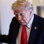 Trump Targets ABC, NBC Licenses After Blackout! Trump Threatens Licenses of TV Stations That Criticize Him