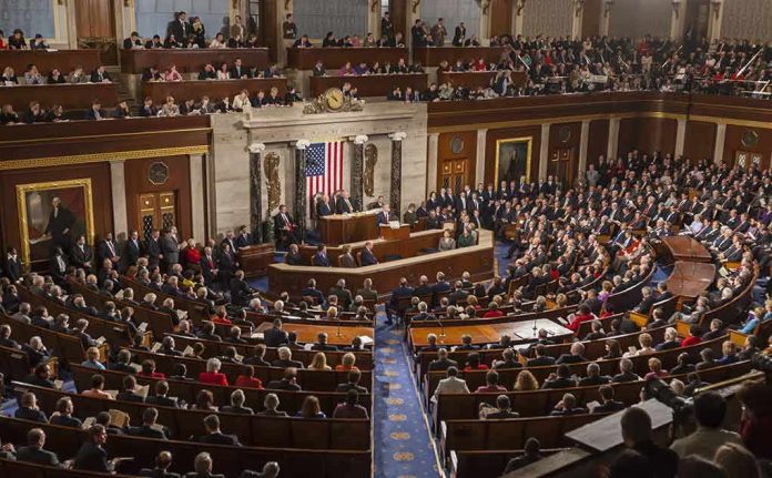 shutterstock_492045010 Legislative chamber filled with attendees during a formal address