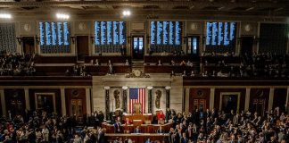 U.S. House chamber with lawmakers gathered before a session
